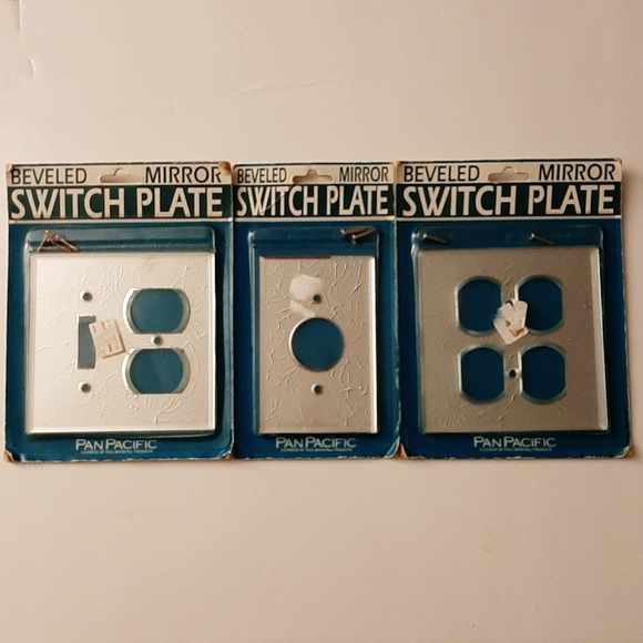 Vintage PanPacific Beveled Mirror Switch Plate Set of 3 NOS - Picture 1 of 5